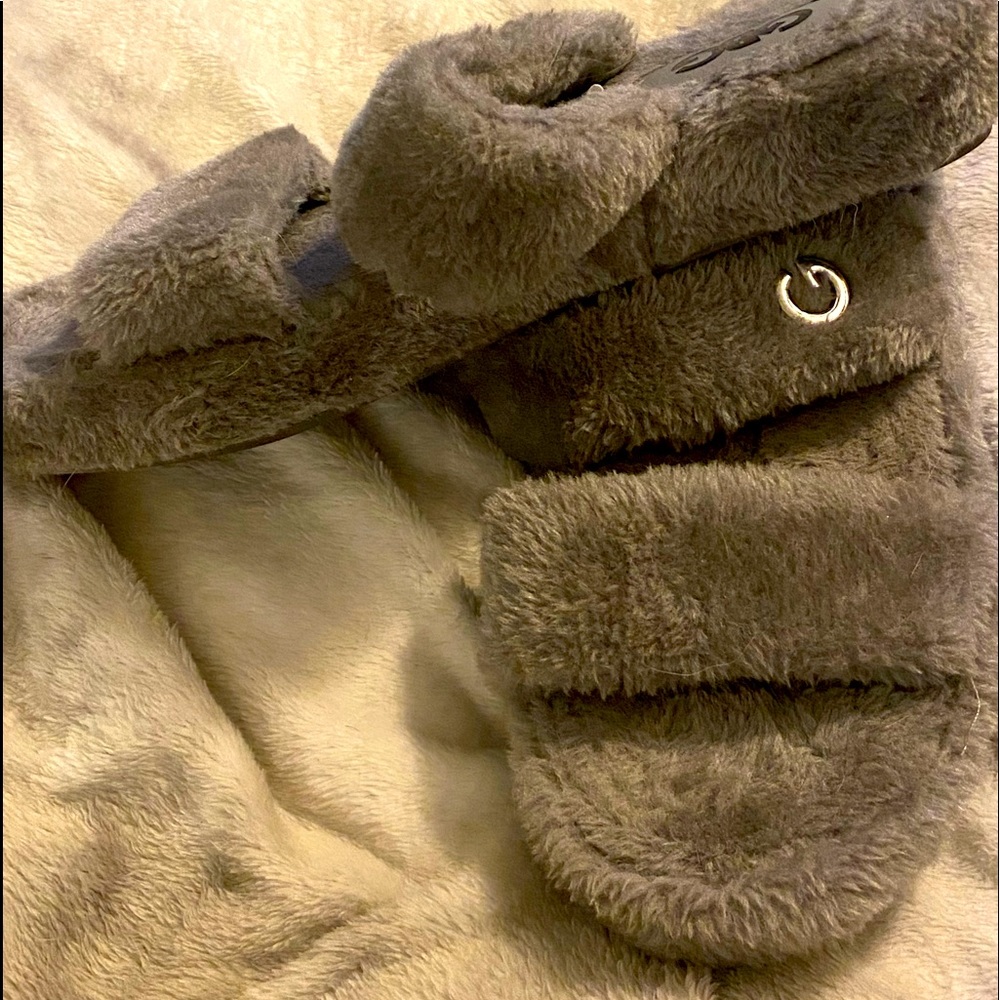 Comfy house shoes